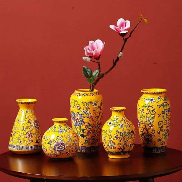 Small Ceramic Vase for Handmade Elegant Vintage Chinese Painting Enamel Glazed Porcelain Decorative Vases for Office Home L260521