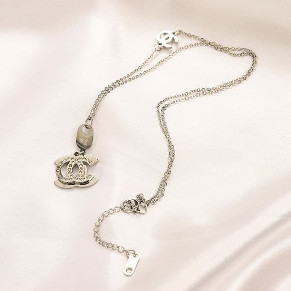 Luxury Designer Necklace Choker Chain Brand Letter Pendant Fashion Women Jewelry Wedding Party Gifts
