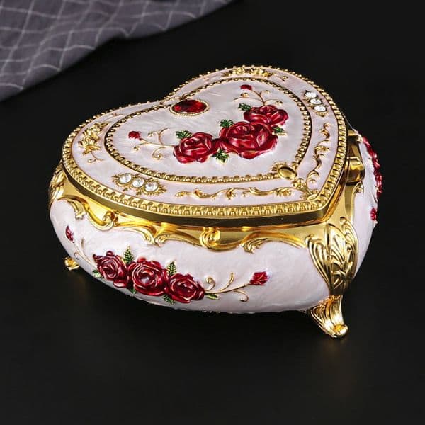 Nordic Light Luxury Classical Style Exquisite Heart Flip Cover with Mirror Jewelry Necklace Ring Storage Box