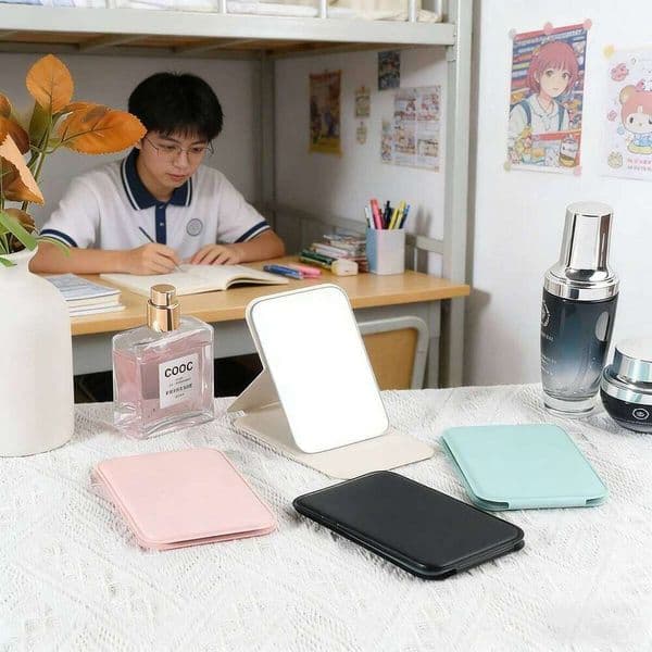 Woman MINI Folding High-quality Portable Pocket Makeup Mirror Single-side Creative Women Solid Color Handle Desk W260525