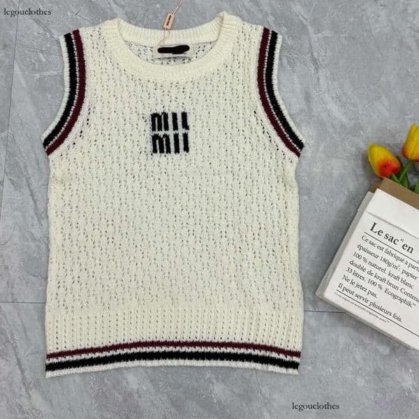 Chic Casual Short Sleeve Womens Vests Collection Durable Light Weight Trendsetting Ribbed Design Vest Top Women Designer Tank Top Knitted