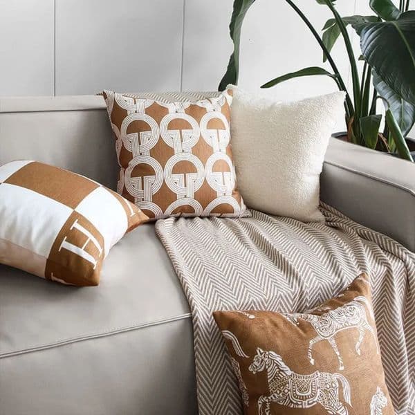 2026 Croker 18X18'' Inches Throw Cushion Cover,Luxury Palace Horse Pattern Chenille Embroidery Luxury Modern Fashion Style Couch Sofa Pillow cologne For Living 6