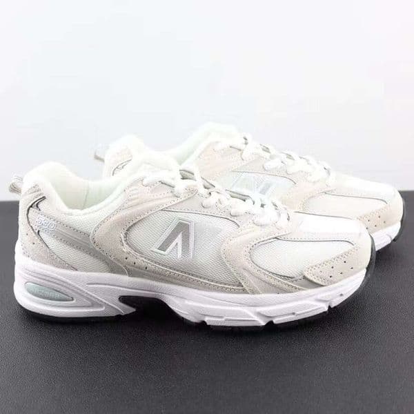 Unisex Y2K Chunky Dad Sneakers Beige & White Mesh Runners with Logo & Thick Sole for Casual Streetwear