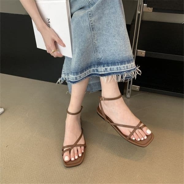 Womens sandals Casual summer open toe light comfortable flats Foot Fighter outdoor pinch toe beach Sandalias 260522