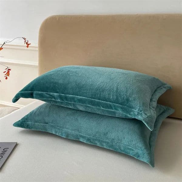 2026 Solid Color Pillows cologne Velvet Pillowslip Funda Almohada 48X74cm Pillowcase Rectangle Cushion Cover 2Pcs Warm perfume Pillow Cases 240807 Free Shipping 6