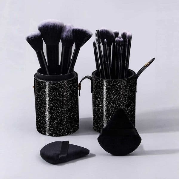 A set of 14 high-quality multi-purpose facial makeup brushes 2 soft triangular powder puffs 1 portable storage bucket M260525