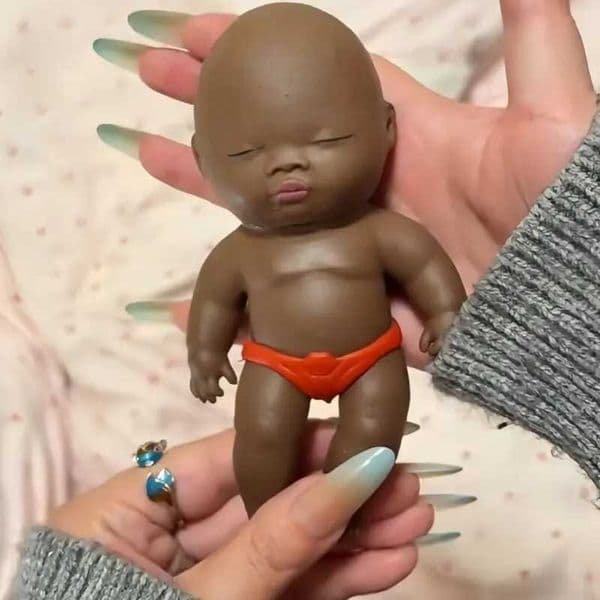 Squeeze Toy Stress Relief Slow Rebound Tpr Palm Natasha Doll Dark Skin Decompression Toy For Adult Relaxation Office Home Q260526