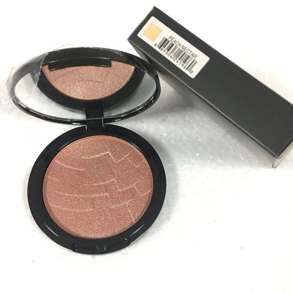 Makeup Illuminator 4 color Highlighter surligneur PENCH NESTAR / STARLINGHT/VIVIERA/SO HOLL YWOOD