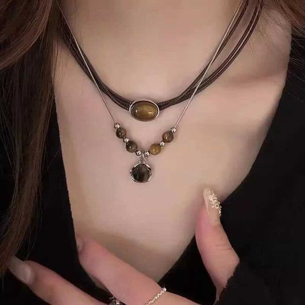 Vintage Leather Brown Stone Pendant Necklace Womens Retro Stacking Choker Temperament Clavicle Chain Hip Hop Jewelry Accessory Q260526
