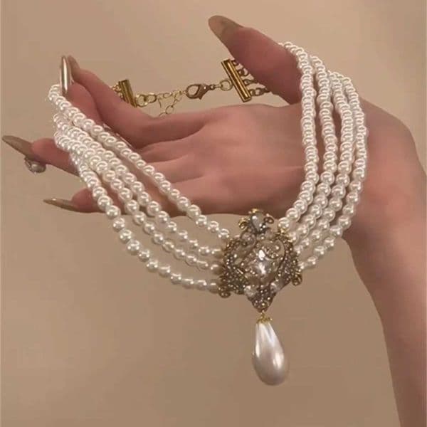2026 New Retro Necklace Multi Layer Pattern Water Drop Pearl Pendant Luxury Jewelry for Ladies