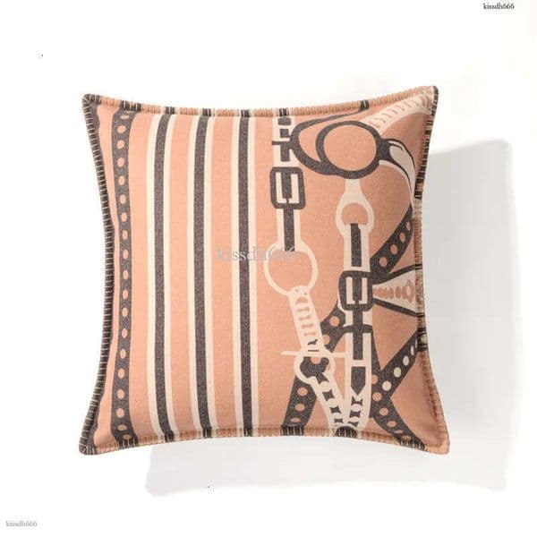 Luxury Lock Edge Craftsmanship Wool Villa Living Room Sofa Decoration Square Cushion Waist Pillow Home Decoration Sofa Pillow