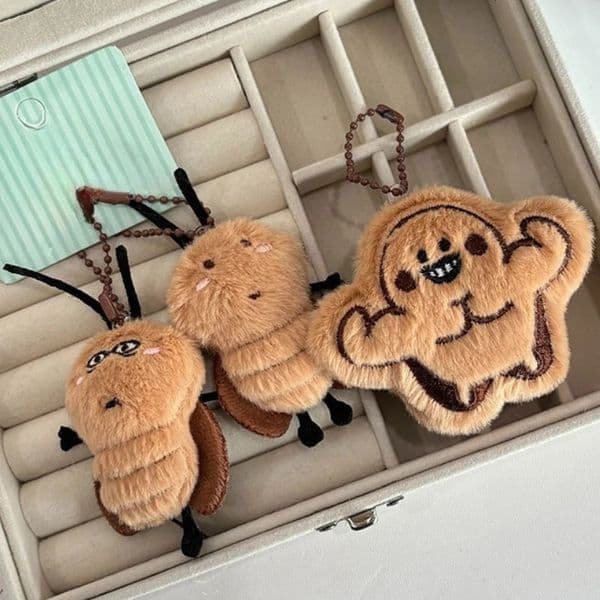 1-3pcs Cockroach Plush Toy Ugly Cute Doll Bag Pendant Keychain Small Pendant Toy Children 260526