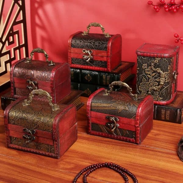 Wooden crystal packaging box selling antique retro wooden Green stone Yuan Datou jewelry storage 260526