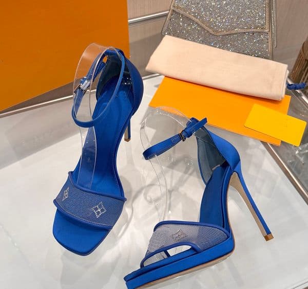 Designer Luxury Dress Shoes New Summer Casual Sandals Fashion Pointed Toe Shoes Women Concise Genuine Leather Women Sandals