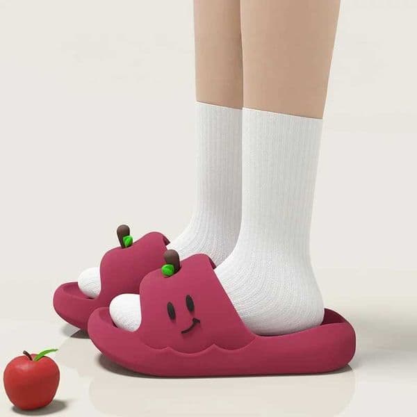 Cartoon Apple Thick Bottom Indoor Slippers Women Summer 2026 Soft Cloud EVA Home Slippers Womans Cute Candy Color House Slides Z260528