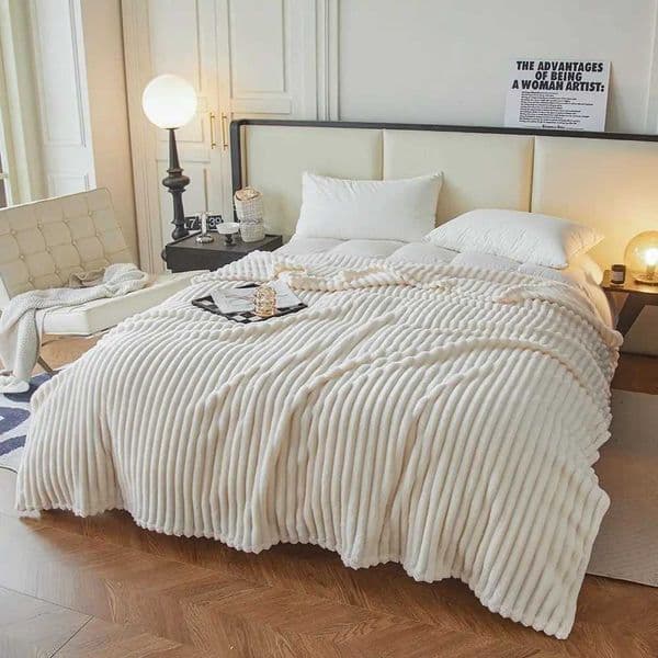 Ultra Soft Fleece Bed Throw Blankets for Lunch Rest Double Sided Warm Blanket Skin-Friendly Warm Conditioning Quilt Breathable C260528