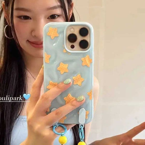 Ins Simple Wrinkle Yellow Grid Star Pattern Phone Case For iPhone 13 12 11 14 15 16 Pro Max Plus Y2K Cartoon Cute Cover Z260528