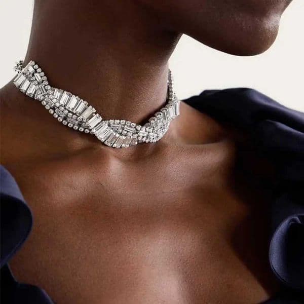 Luxury Sparkling Geometric Crystal Choker Necklaces for Women Trendy Weave Rhinestone Short Necklaces Statement Party Jewelry L260527