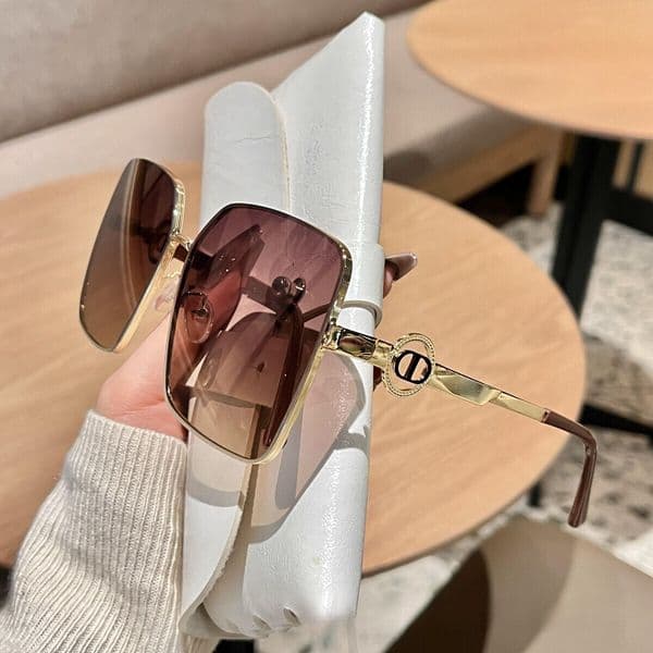 Large Frame Designer Sunglasses Luxury Women's Internet Famous Street Photography Brand Metal Outdoor Glasses UV Resistant High-definition Cycling Glasses