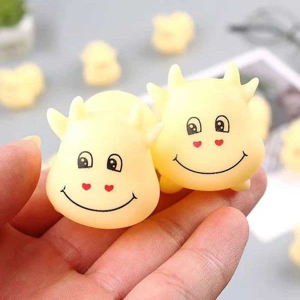 Pinch music decompression vent small cute cow cute super cute calf pinch call artifact childrens 2025 gifts Z260529