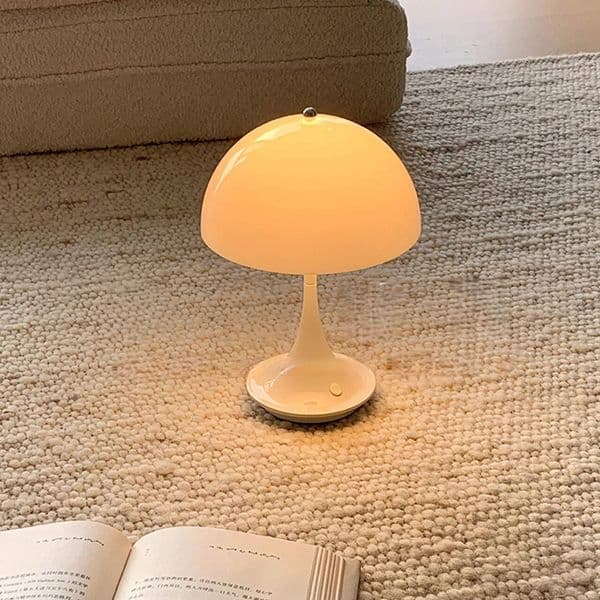 Cream Simple Jellyfish Bedside Bedroom Night Light Mushroom Mini Bud Rechargeable Table Lamp Wholesale