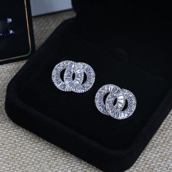 cc earrings pearl channels earring Full Diamond Geometric C-Shaped Earrings for Women Stud Earrings Jewelry channeled