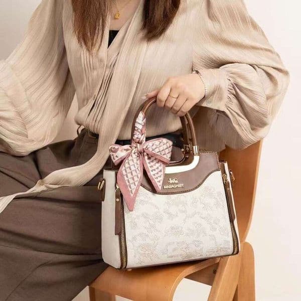 Designer Bag Fashionable Women's Handbag 2026 New Model With Silk Scarf, Large-Capacity Printed Sh
