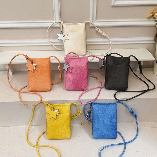Niche Design Casual Handheld Mobile Phone for Women, 2026 Spring New Fashion Versatile Light Luxury Shoulder Crossbody Bag