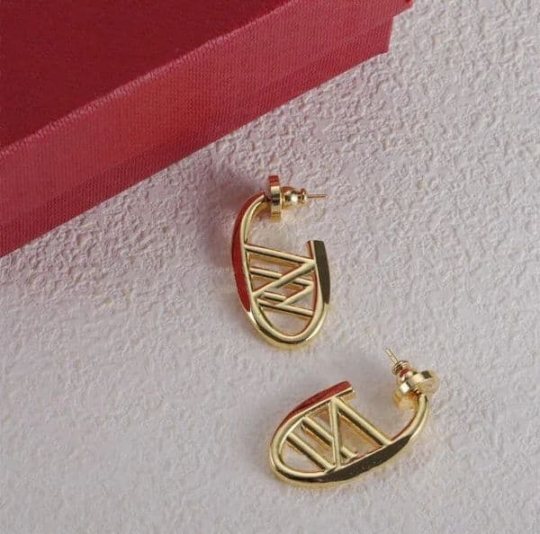 Stud Earrings for women Classic Style Women Lover Studs Titanium Steel Earings