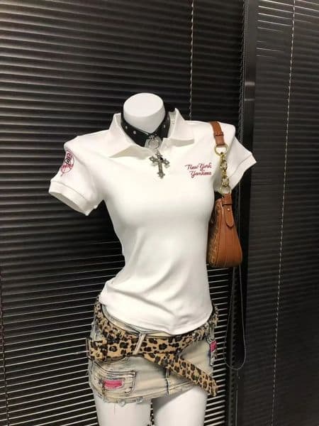 American retro white polo shirt women collar shoulder short sleeved T-shirt for womens vintage slim fit waist cinching tops 260529