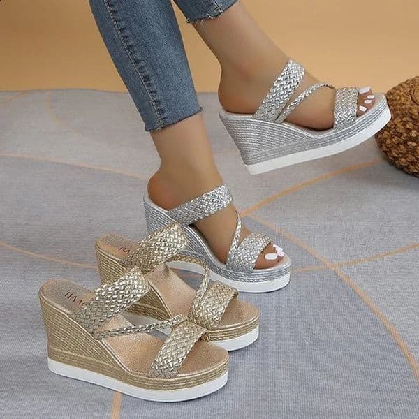 Womens Slipper Slides Women Wedge Sandals Summer Pump Fashion Pearl Rhinestone Platform Casual Ladies High Heels Slippers 260528