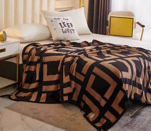 Throw Blanket Quality Sable sofa Fur Fashion Brand Foreign Trade Thickened Flannel Nap Air Conditioning Blanket Cover 7