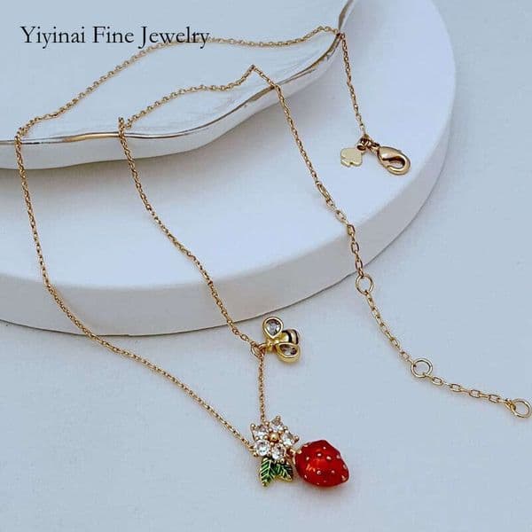 New fashionable light luxury sweet enamel drop glaze zircon inlaid flower, strawberry, and bee women's necklace