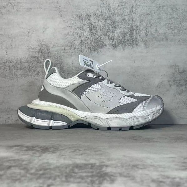 B Designer Shoes Paris France Fashionable Men and Women Retro Made Old Thick Sole Height Increasing Breathable Couple Sports and Leisure Shoes Plus Size 35/46