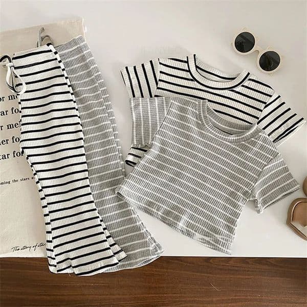 Summer Girls Fashion Striped Sets Childrens ShortSleeved Round Neck Top Trousers Suit Baby Casual TwoPiece Clothing 28Y 260401