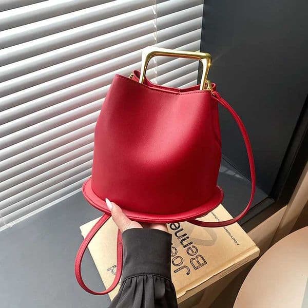 Women's Bucket Handbag Simple Design Versatile Tote Crossbody Bag PU Material Mujer Magnetic Button Bolsas Sac De Femme