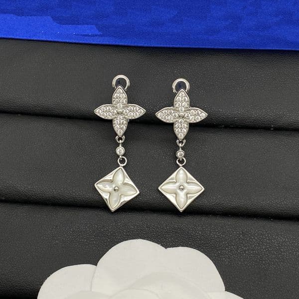 Designer Jewelry lvs lousi earrings L-shaped earrings studs and drop earrings for women with high-quality pins 0UI3