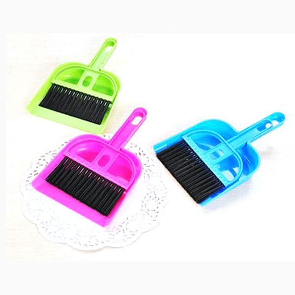 2026 Mini colorful Desktop Cleaning Brush Computer and Keyboard clearn up Small Broom Dustpan Set Brushs Skimmer combo Wholesale