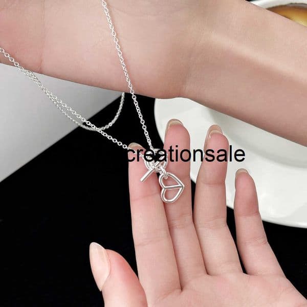 Designer Necklace H Brand Q Discount Bag Necklace Unique Niche Design Versatile Fashionable Elegant Exquisite Womens Necklace Couple Necklace 0SBJ 0SBJ