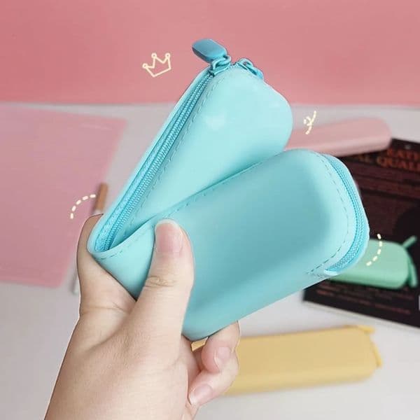Simple Solid Color Silicone Pencil Case Multifunctional Zipper Pen Bag Soft Macaron Stationery Storage Bag Office 260402