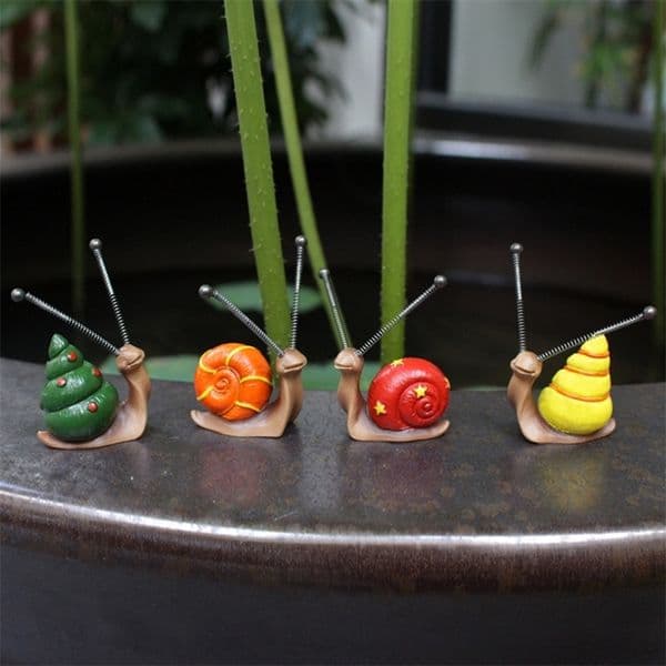 4pcs Mini Snail Sculpture Bonsai DecorationsGarden Home Decoration Resin Crafts Outside Decor Outdoor DecorYard Art Ornamen 260317ww