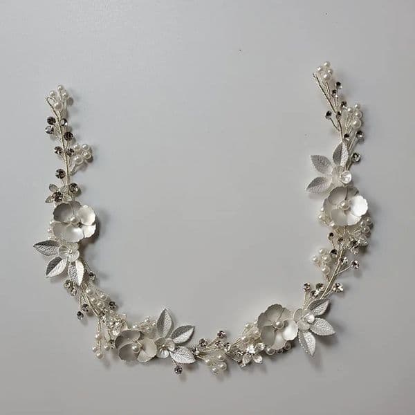 SLBRIDAL Handmade Rhinestones Crystal Pearls Floral Leaf Bridal Wedding Tiara Headband Headpieces Women Jeweley Hair accessories 260324