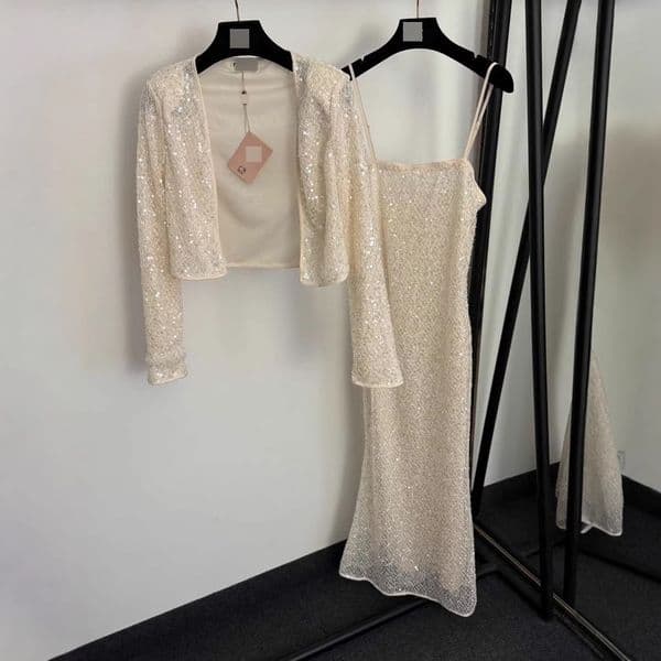 Xiaoxiangfeng mi/work sequin nail bead long sleeved cardigan top+hip hugging waist cinching suspender dress set