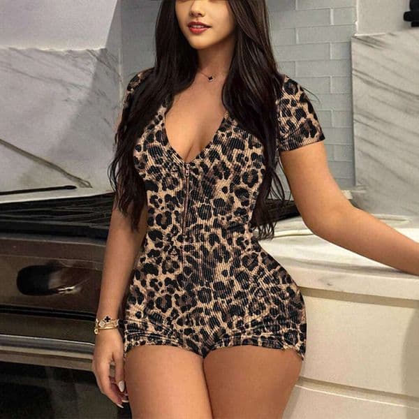 European and American summer new leopard print short-sleeve V-neck fashion tight-fitting butt-lifting jumpsuit women, wholesale for foreign trade