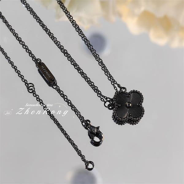 vanly cleeff bracelet Premium Laser Gun Black Five-Flower Four-Leaf Clover Bracelet Niche Luxury Black Gold Flower Necklace for Women