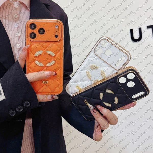 Luxury Phone Case Designer iPhone Case for iPhone 17 Pro Max Cases Apple iPhone 16 Pro Max 15 14 13 Pro XR XS Max X 15 Plus Case Fashion 3D Flowers Pattern Cell Phone Cover