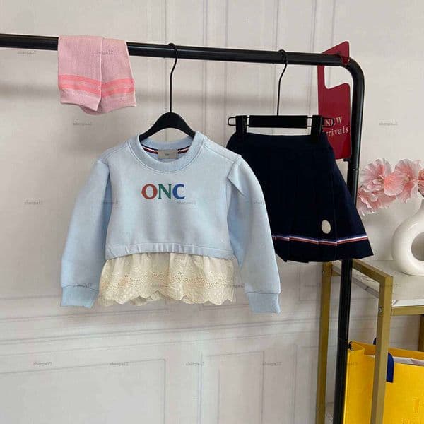 Luxury girls dress suit baby overskirt kids designer clothes Autumn sweater set sweatshirt and spring and skirts A091X03N032
