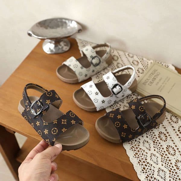 2026 Summe New Children's light luxury Genuine Leather Princess Girls, Soft Sole Beach Shoes for Older Children
