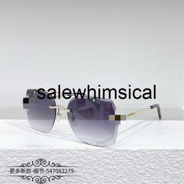 Designer sunglasses High-End Brand C-UV400 Shield Sunglasses for Women, Oversized Square Frame with Metal Accents & UV Protection Sophisticated Color Gradient B45U