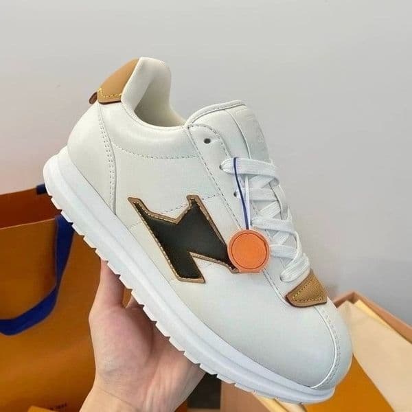 Designer BUTTERSOFT FW25 Sneakers Classic Lightweight Sneakers Ltalian Made Leather Upper mens womens Casual Shoes